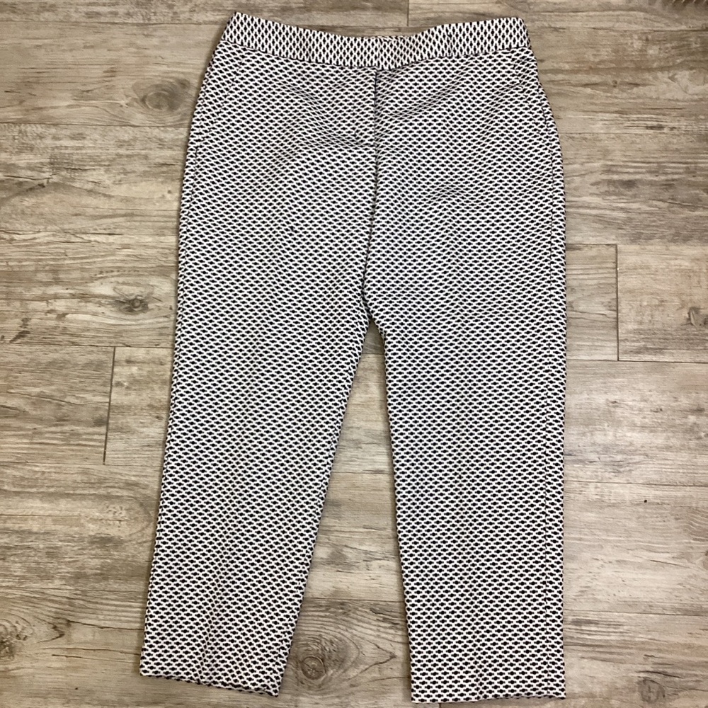 Express Women’s Black & White Dash & Dot Flat Front Office Trousers EDITOR Pants